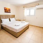 Zia Zante Апартаменты *