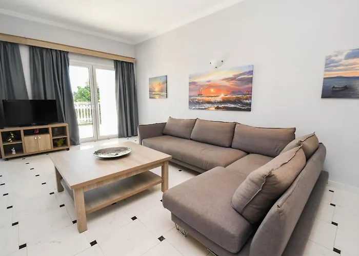 Zia Zante 拉加纳斯